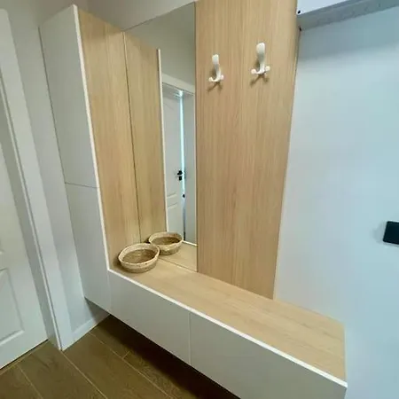 Modern Family Near The Beach, Free Parking Διαμέρισμα *