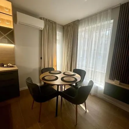 Διαμέρισμα Modern Family Near The Beach, Free Parking Πριμόρσκο