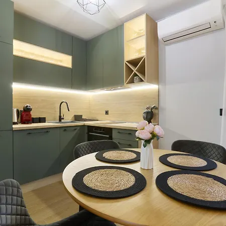 Lejlighed Modern Family Near The Beach, Free Parking Primorsko