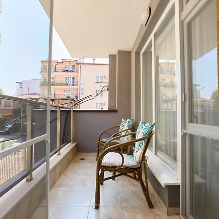 Modern Family Near The Beach, Free Parking Lejlighed Primorsko